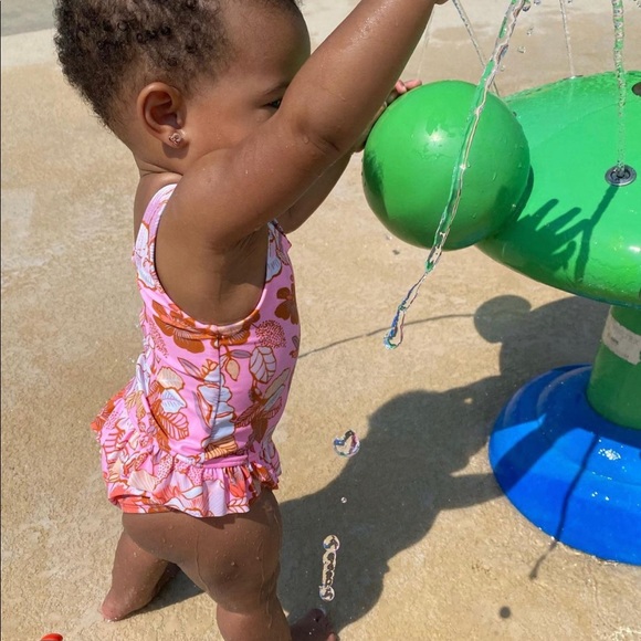 Pink tutu bathing suit - Picture 5 of 6